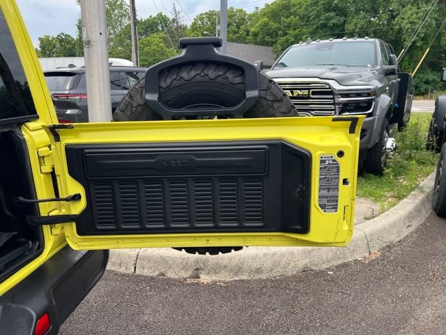Used 2023 Jeep Wrangler Unlimited Rubicon 4xe w/ Cold Weather Group AWD/4WD image 27
