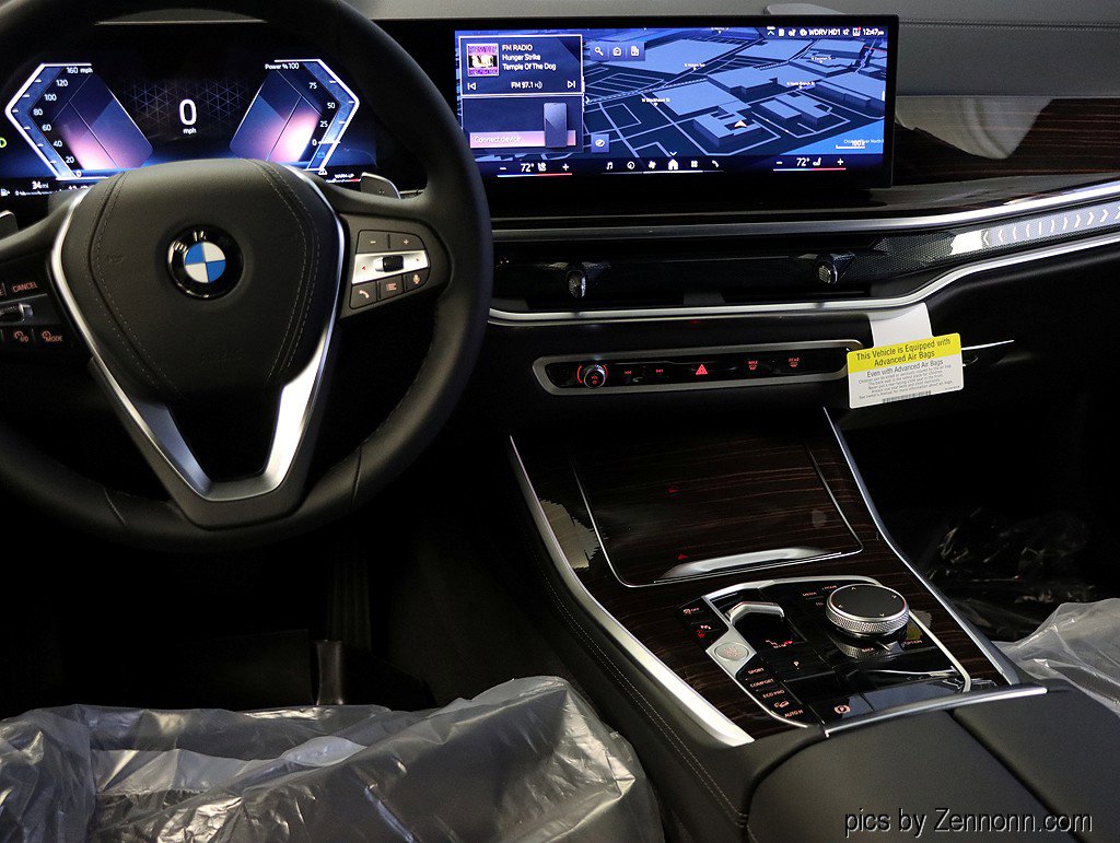Used 2026 BMW X5 xDrive40i w/ Climate Comfort Package image 16