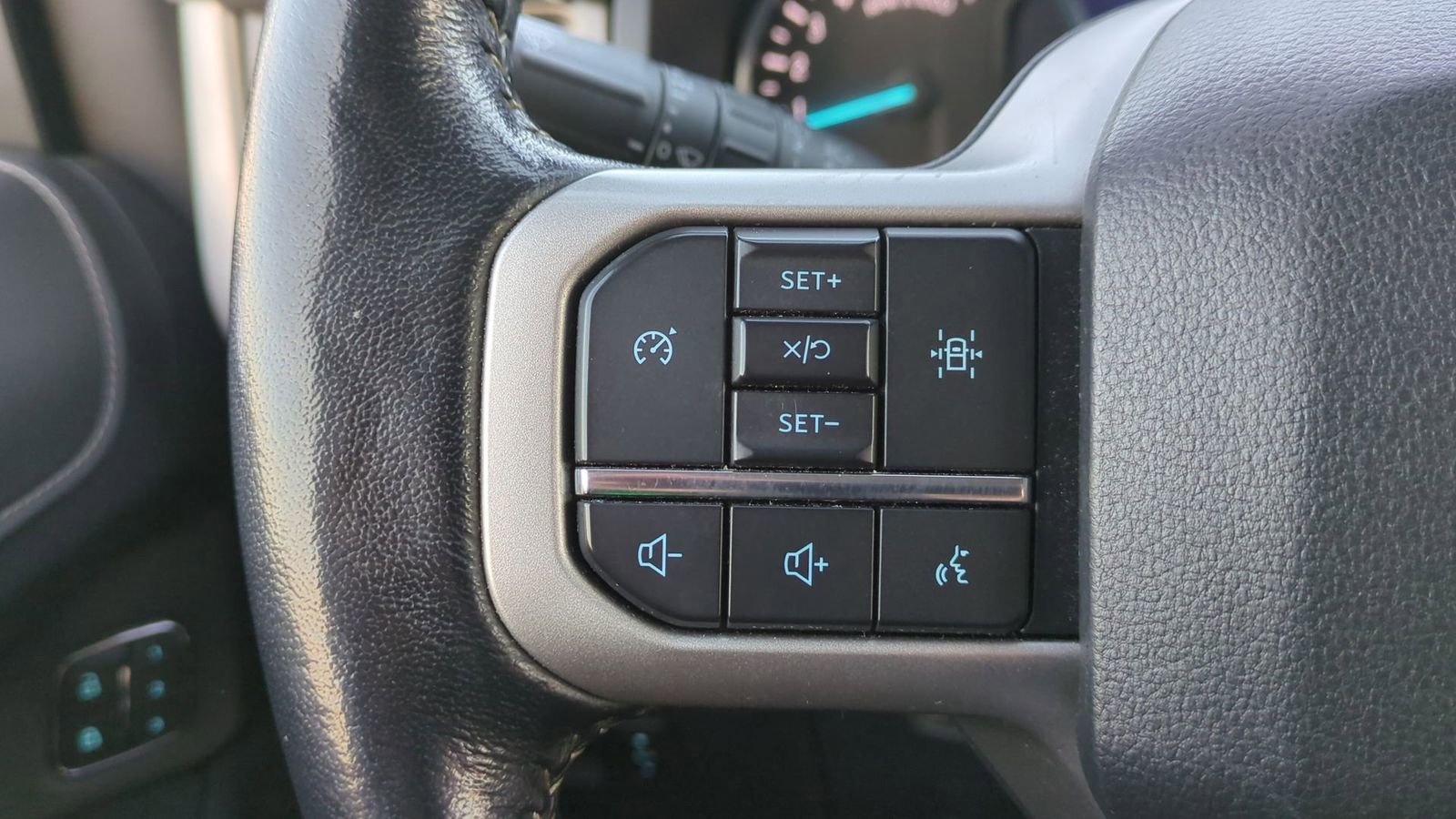 Used 2022 Ford Expedition Max XLT image 27