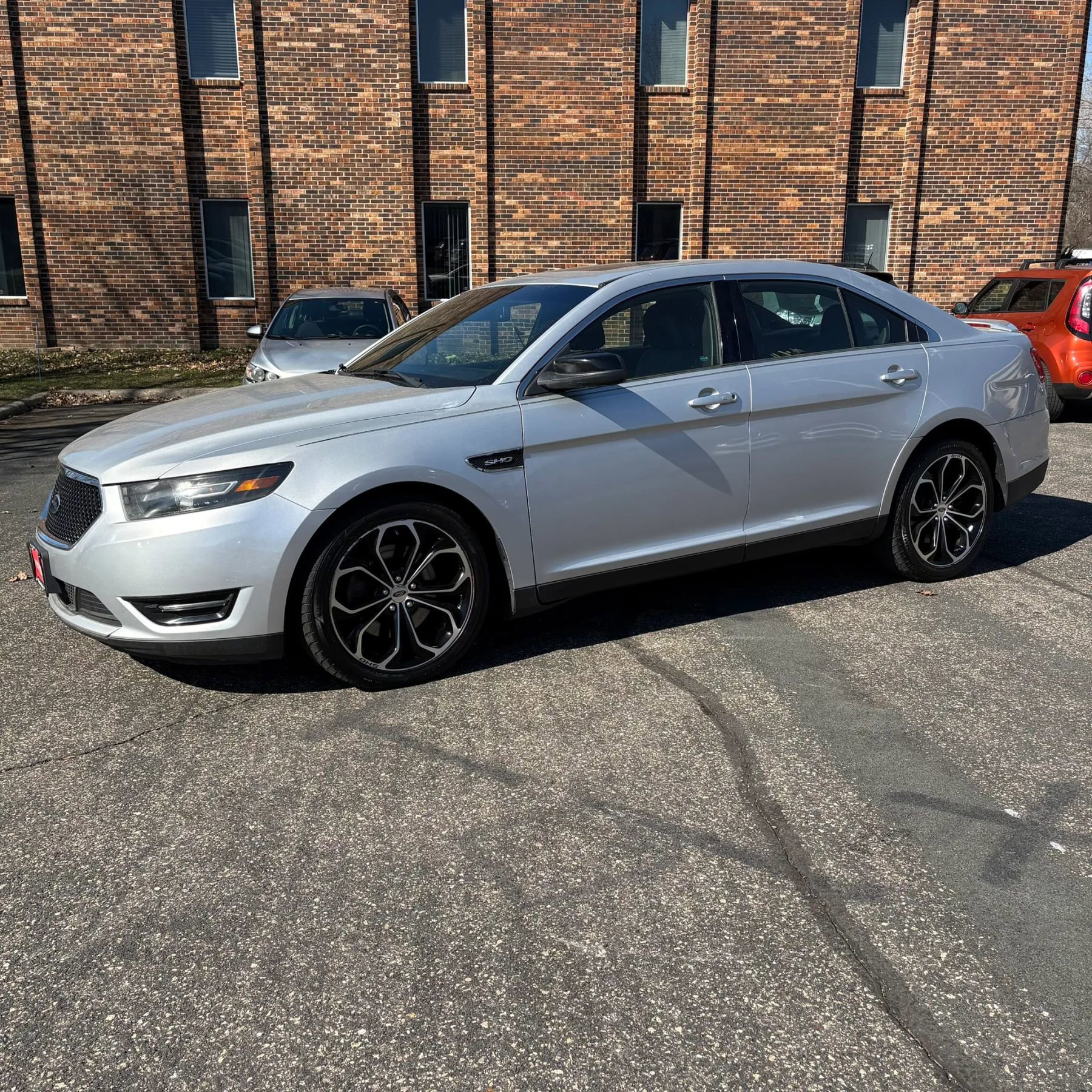 Used 2015 Ford Taurus SHO w/ Equipment Group 401A image 30