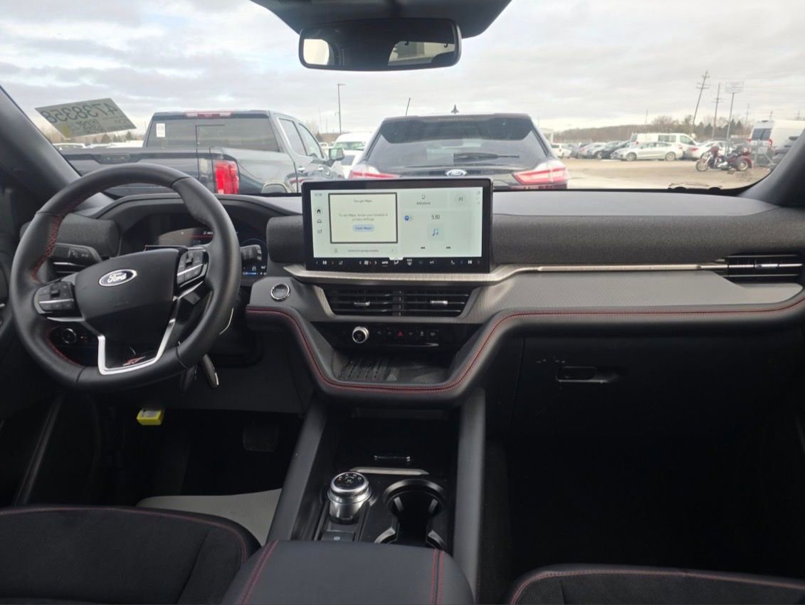 Used 2025 Ford Explorer ST AWD/4WD image 9