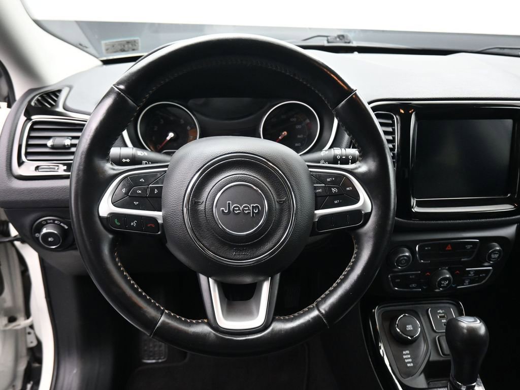 Used 2020 Jeep Compass Limited image 14
