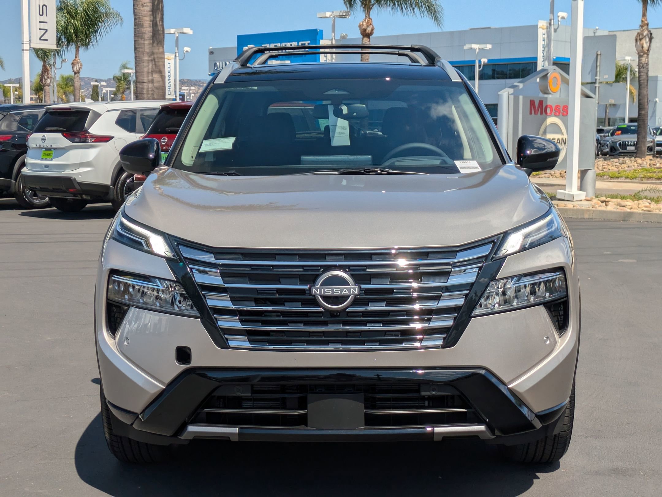 New 2026 Nissan Rogue Platinum image 3