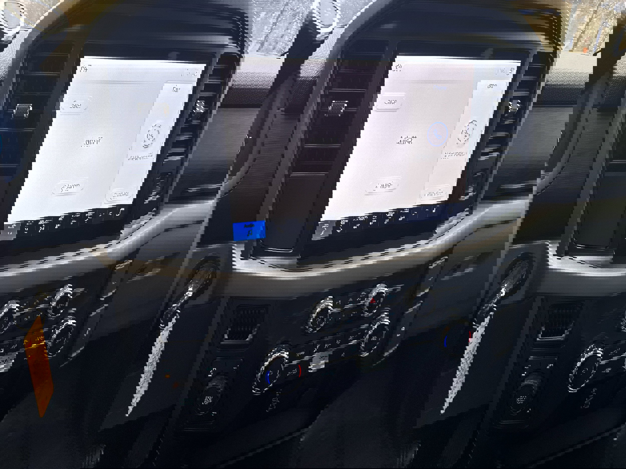 Used 2025 Ford F150 XLT w/ Equipment Group 301A Standard image 16