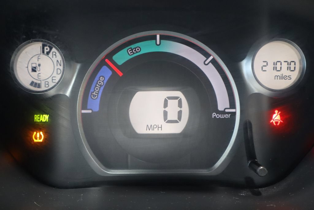 Used 2012 Mitsubishi i RWD image 19