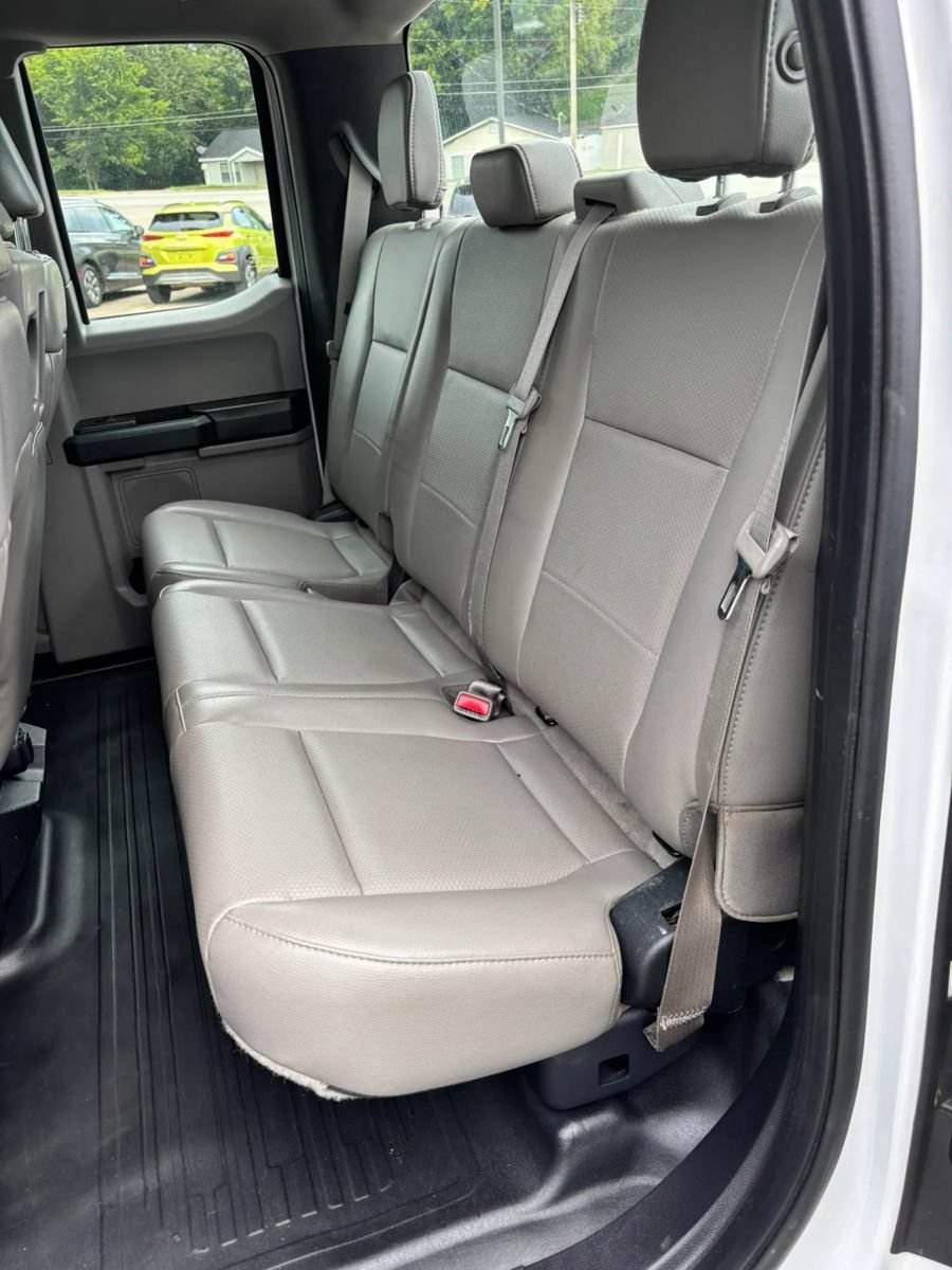 Used 2017 Ford F150 XL w/ Equipment Group 101A Mid AWD/4WD image 12