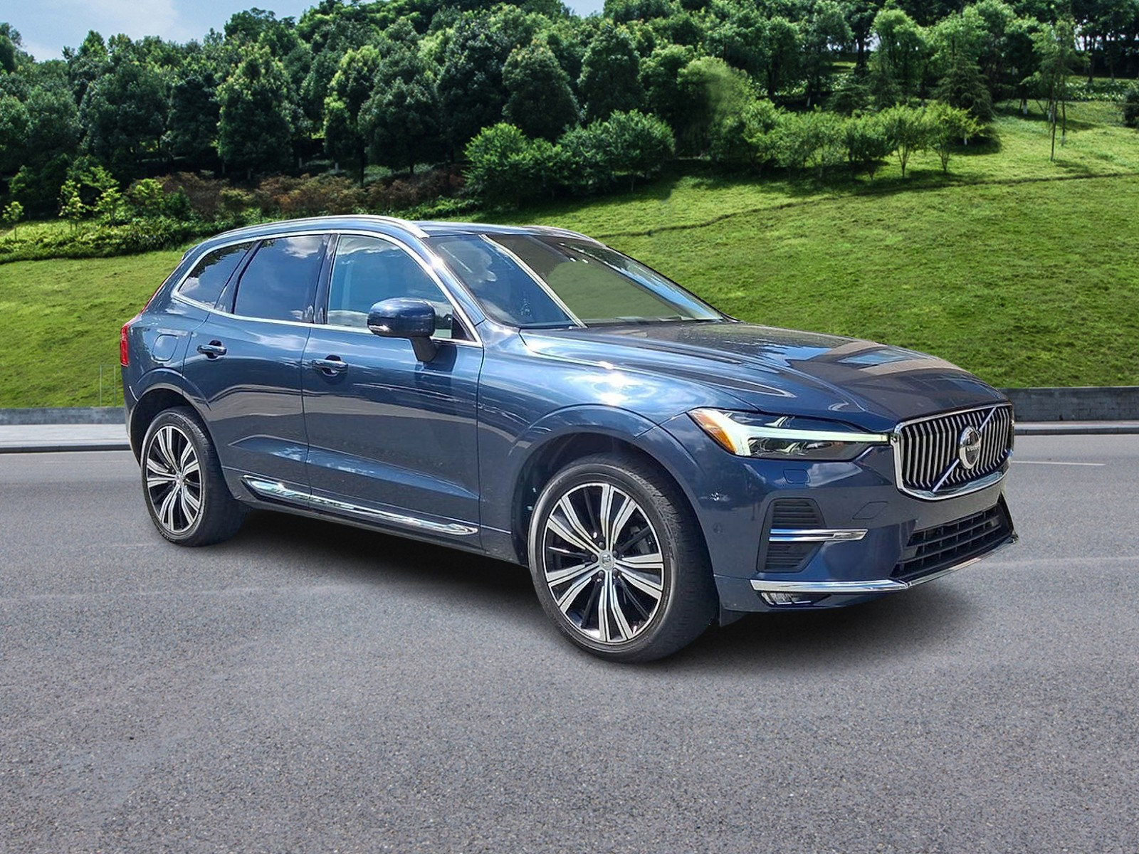 Used 2022 Volvo XC60 B5 Inscription w/ Advanced Package FWD video 1