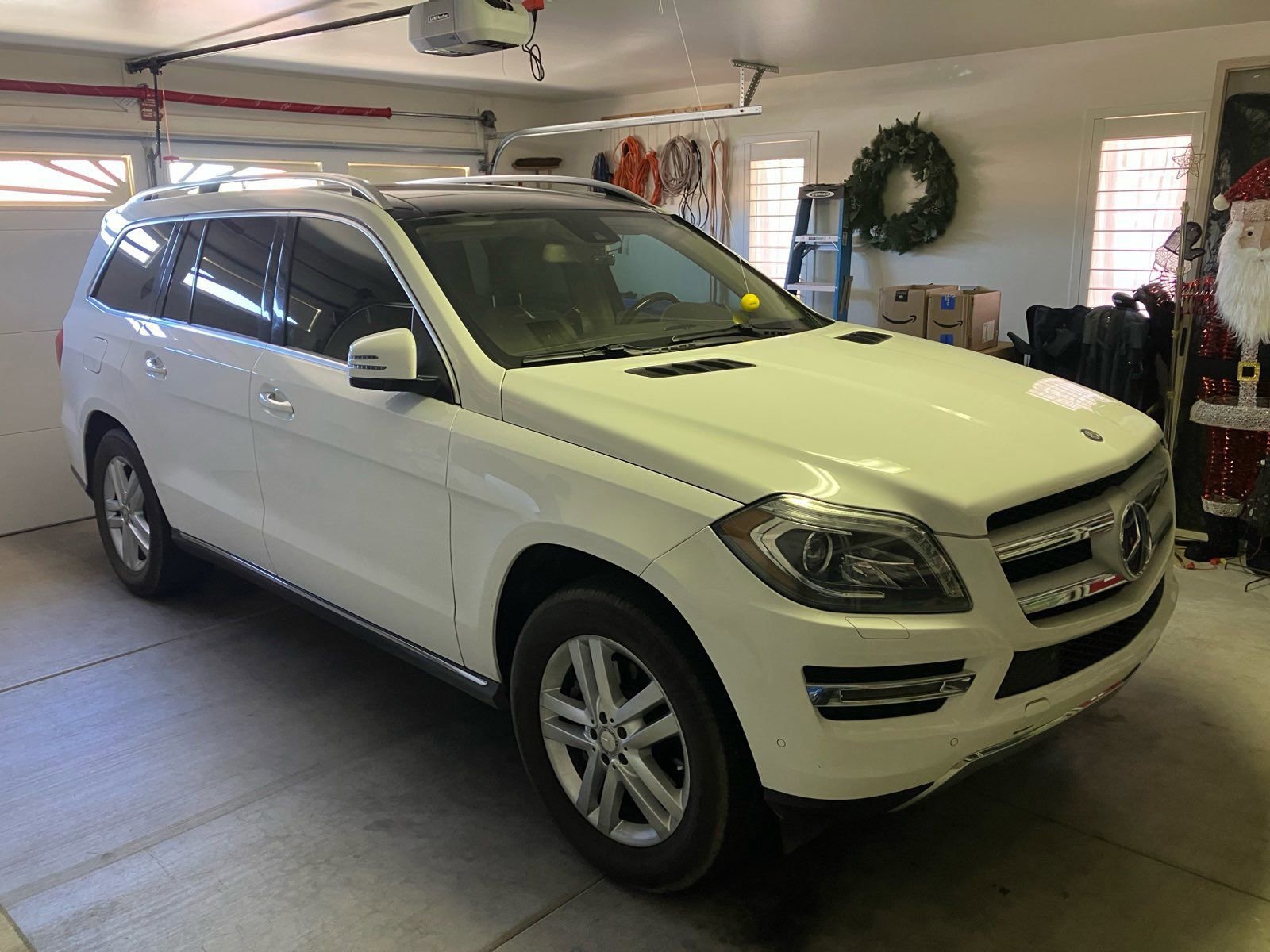 Used 2015 Mercedes-Benz GL 450 4MATIC image 2