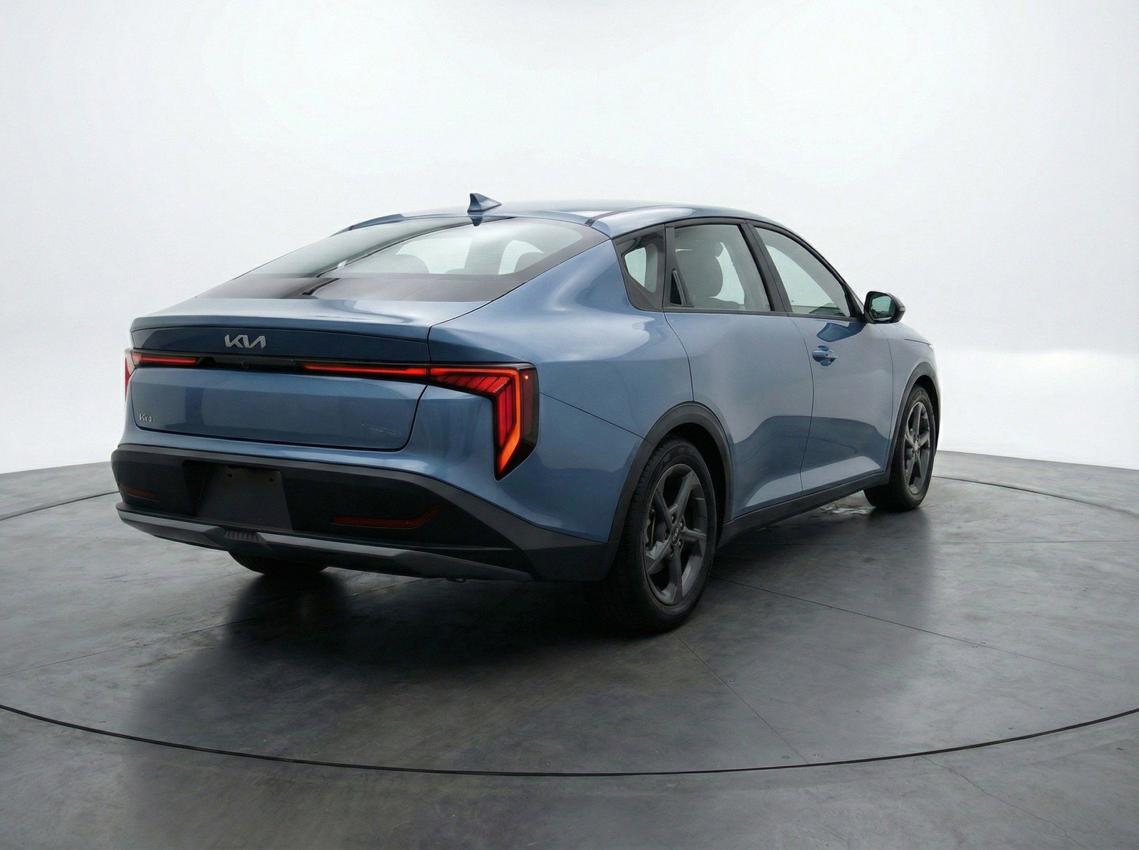 Used 2025 Kia K4 LXS image 9