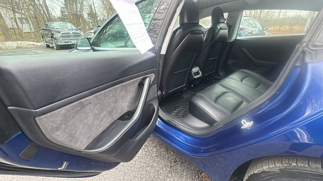 Used 2020 Tesla Model 3 Long Range image 26