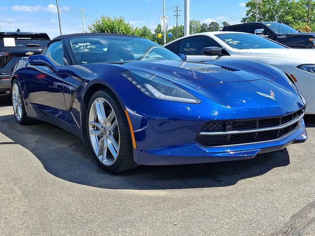Used 2018 Chevrolet Corvette Stingray Convertible w/ 3LT Preferred Equipment Group RWD image 3