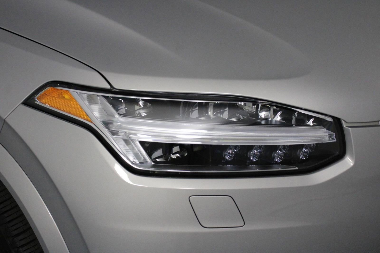 Used 2023 Volvo XC90 T8 Ultimate image 26