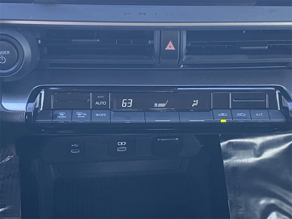 Certified 2024 Toyota Prius Limited image 28