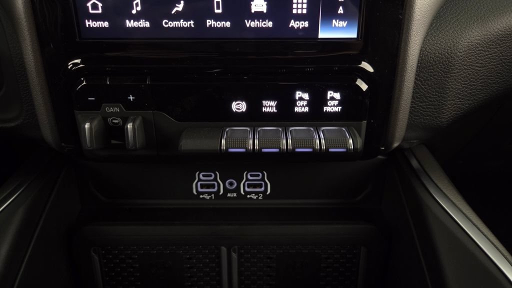 New 2026 RAM 2500 Big Horn AWD/4WD image 26