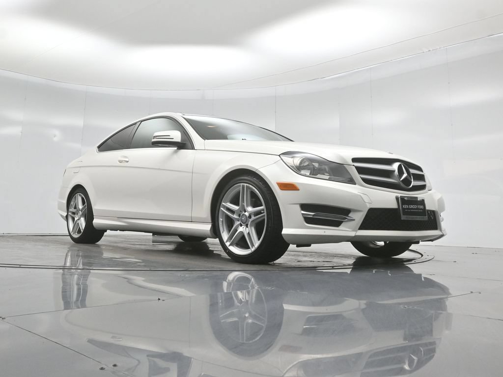 Used 2013 Mercedes-Benz C 250 Coupe image 40