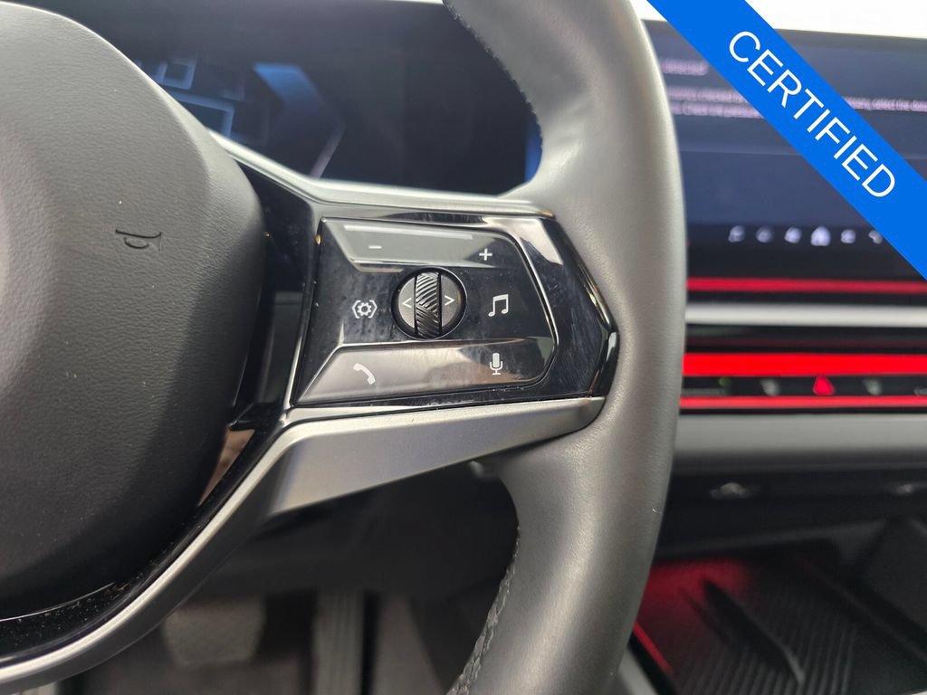 Used 2024 BMW i5 eDrive40i w/ M Sport Package RWD image 21