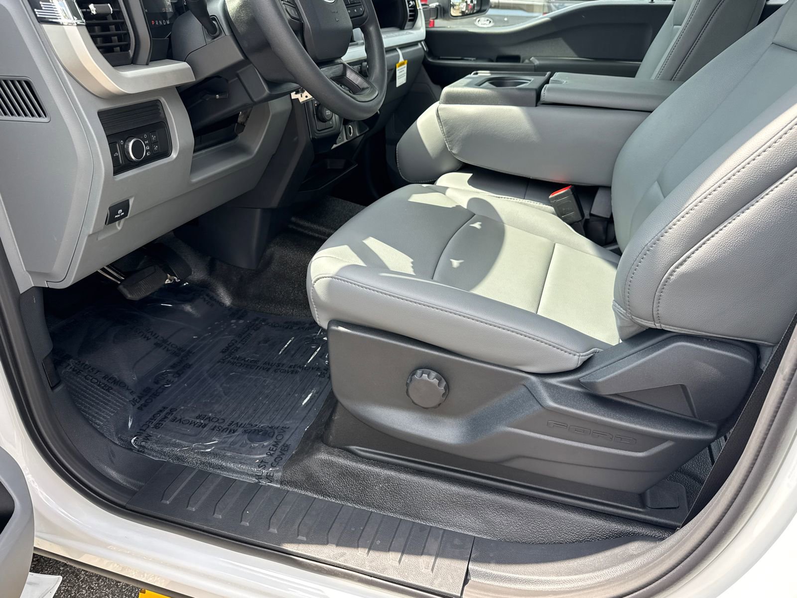 New 2026 Ford F250 XL image 9