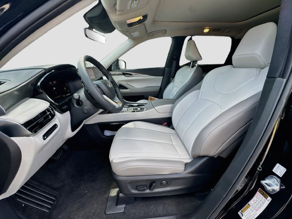 New 2027 INFINITI QX60 Luxe w/ Cargo Package FWD image 22