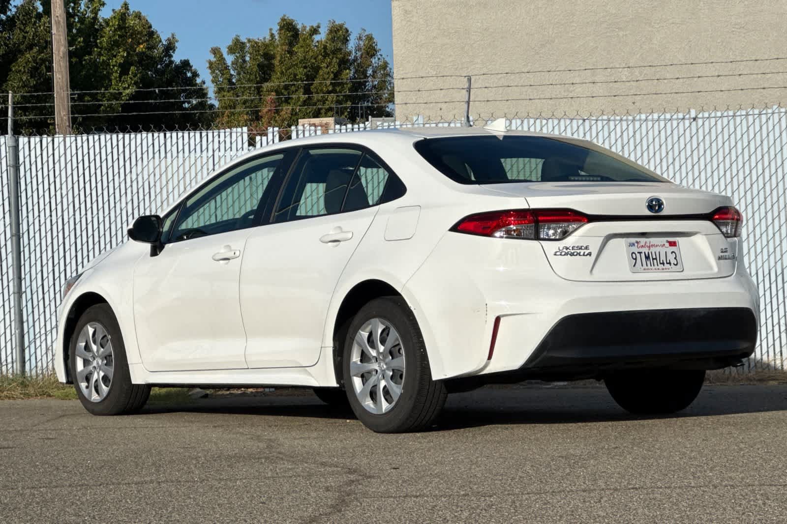 Certified 2024 Toyota Corolla LE FWD image 5