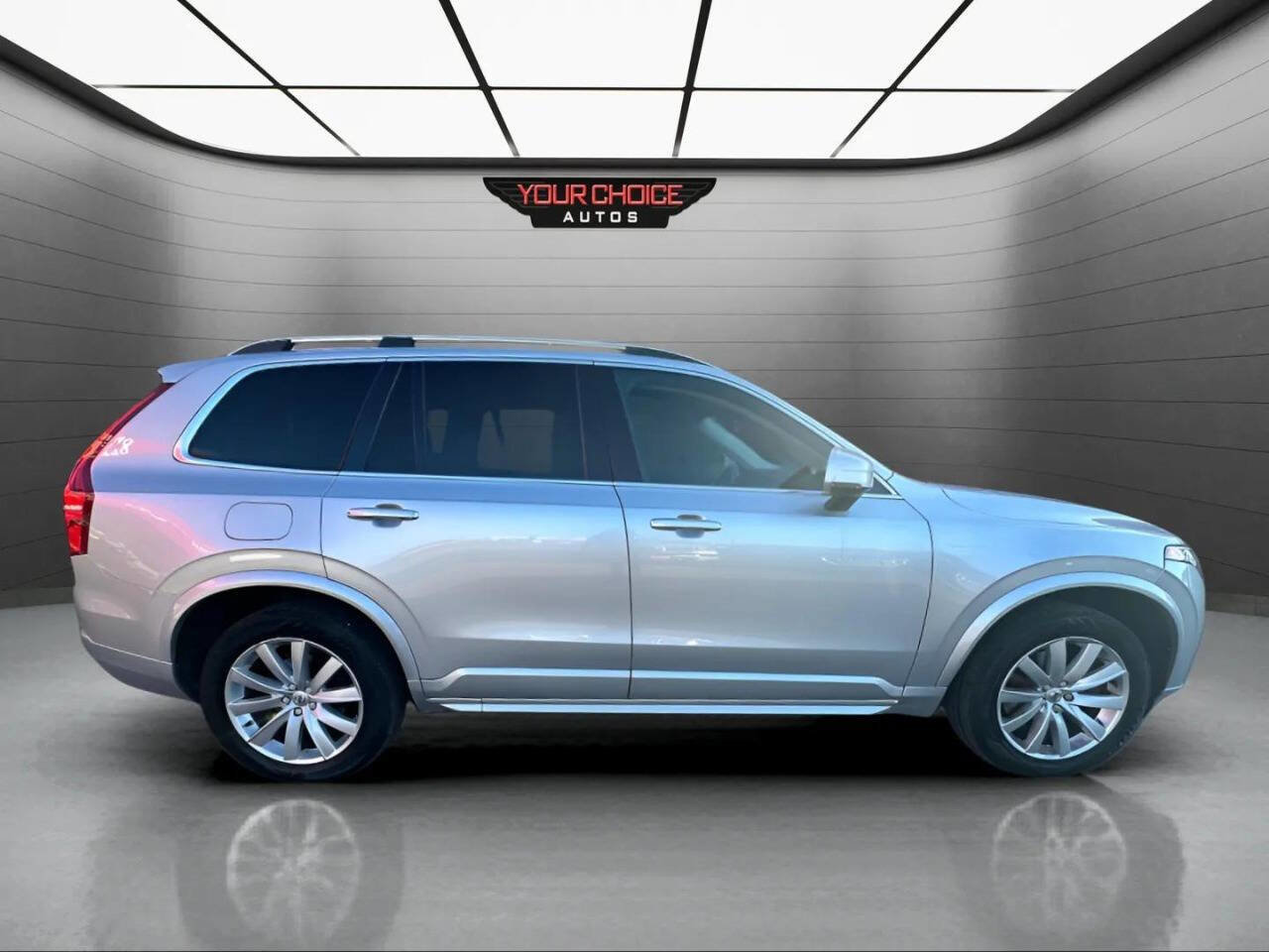 Used 2016 Volvo XC90 T6 Momentum image 5