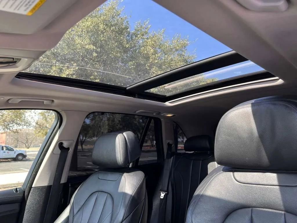 Used 2015 BMW X5 xDrive50i AWD/4WD image 39