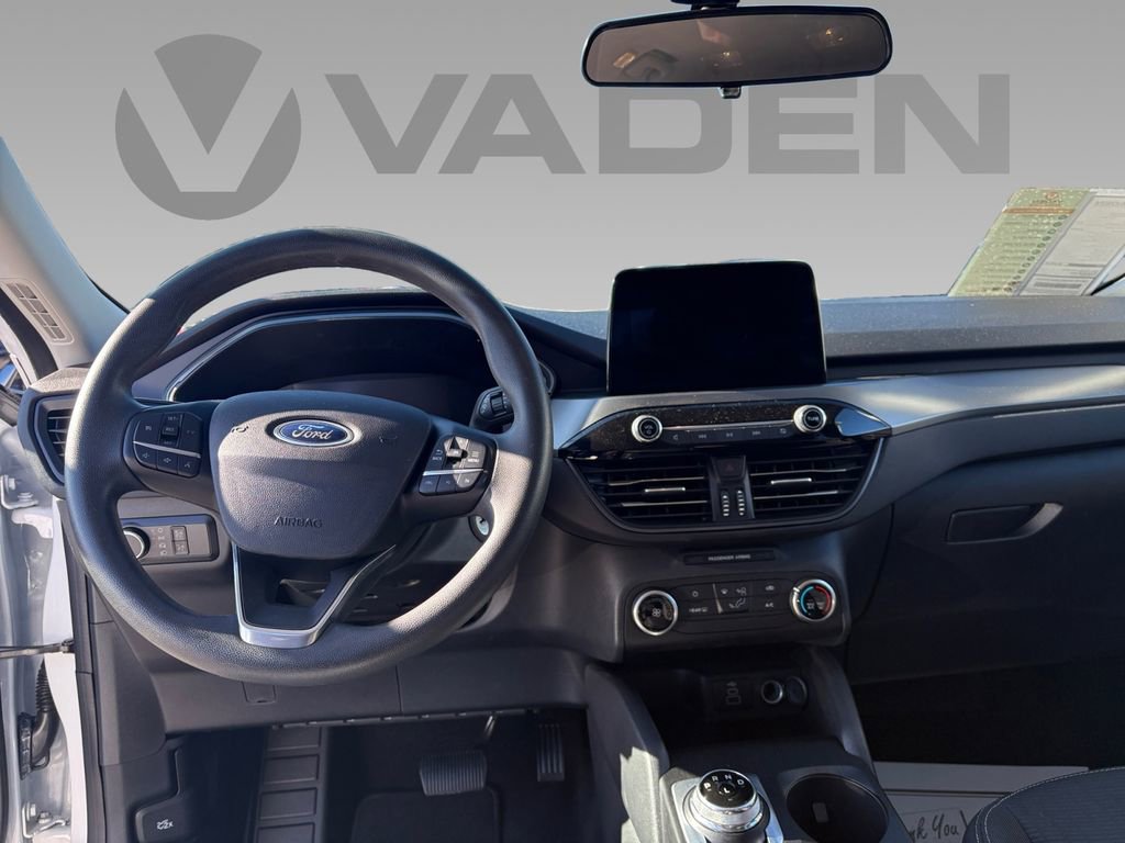 Used 2024 Ford Escape FWD image 2