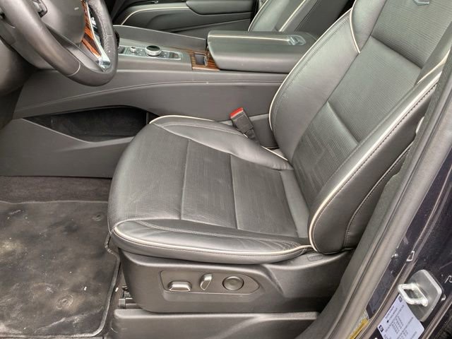 Used 2022 Cadillac Escalade ESV Premium Luxury AWD/4WD image 19