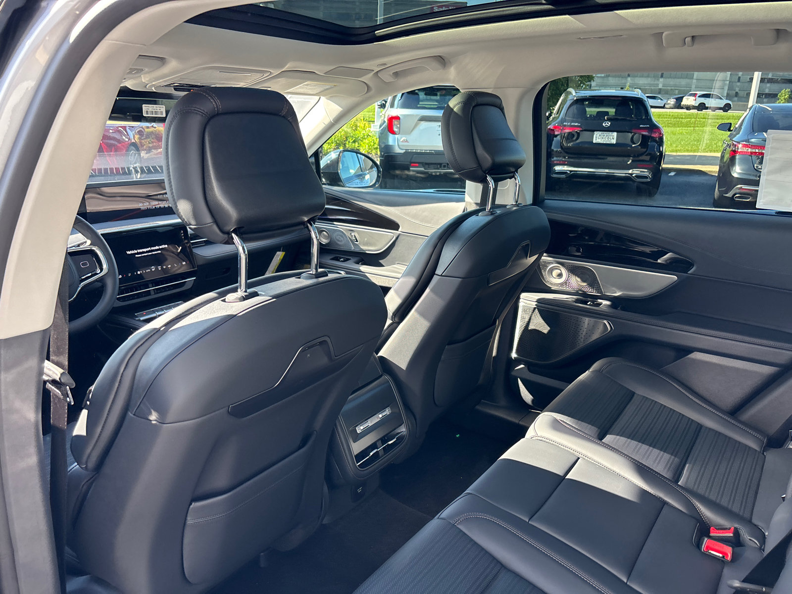 New 2026 Lincoln Nautilus Reserve AWD/4WD image 27