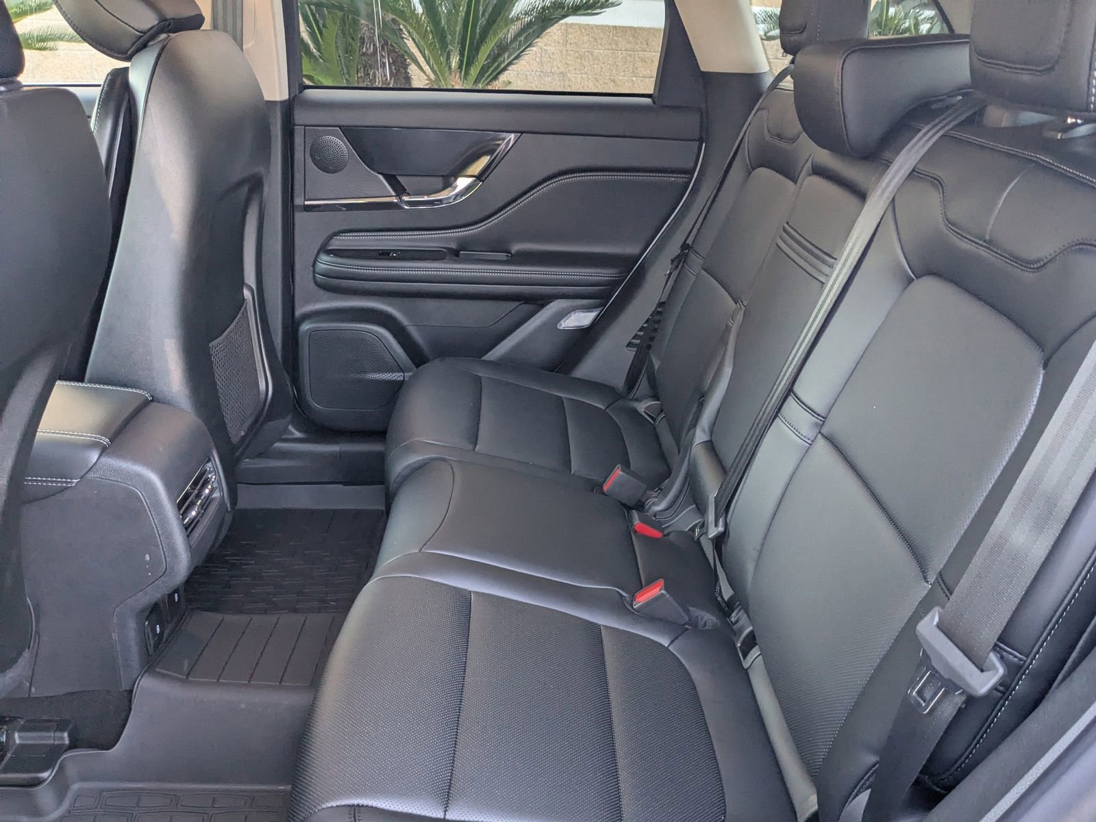 New 2026 Lincoln Corsair Premiere image 17