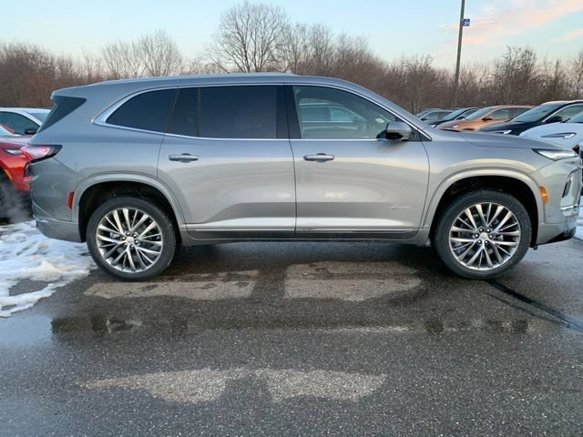 New 2026 Buick Enclave Avenir w/ Super Cruise Package FWD video 4