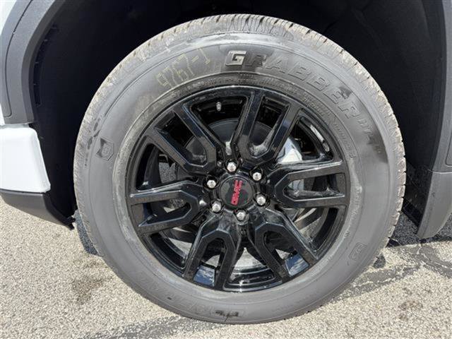 New 2026 GMC Sierra 1500 Elevation image 6