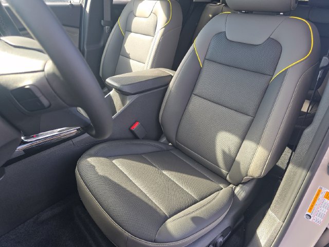 New 2026 Chevrolet Trax ACTIV w/ Driver Confidence Package FWD image 20