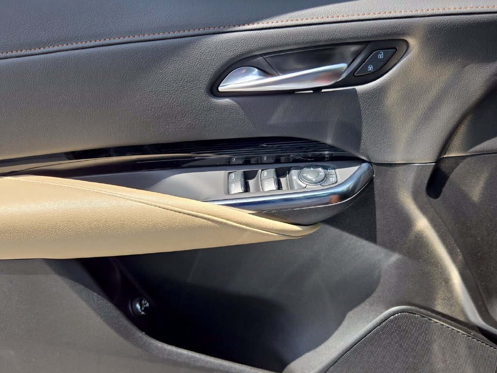 Used 2024 Cadillac XT4 Luxury FWD image 25