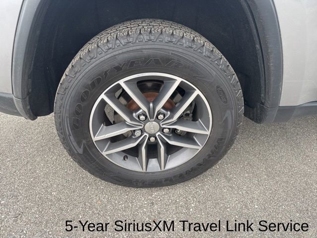 Used 2018 Jeep Grand Cherokee Laredo AWD/4WD image 29