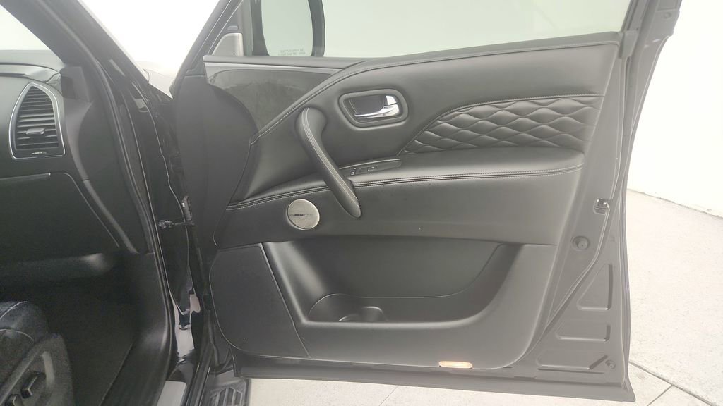 Used 2022 INFINITI QX80 Sensory w/ All-Season Package image 34