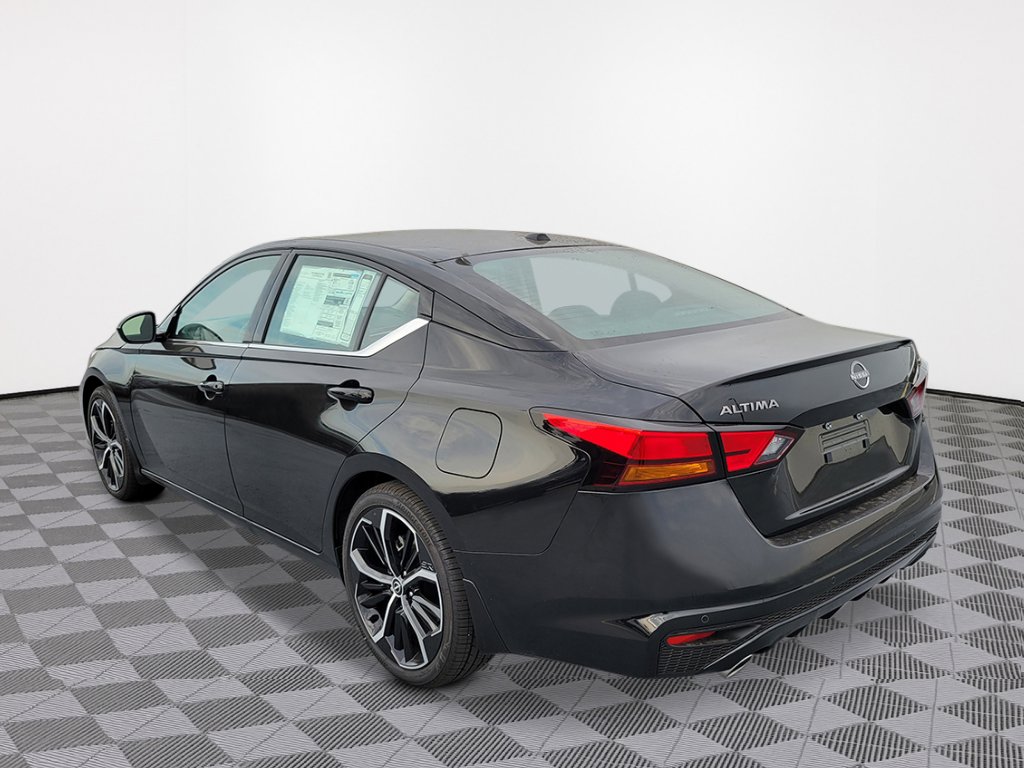 New 2025 Nissan Altima 2.5 SR image 5
