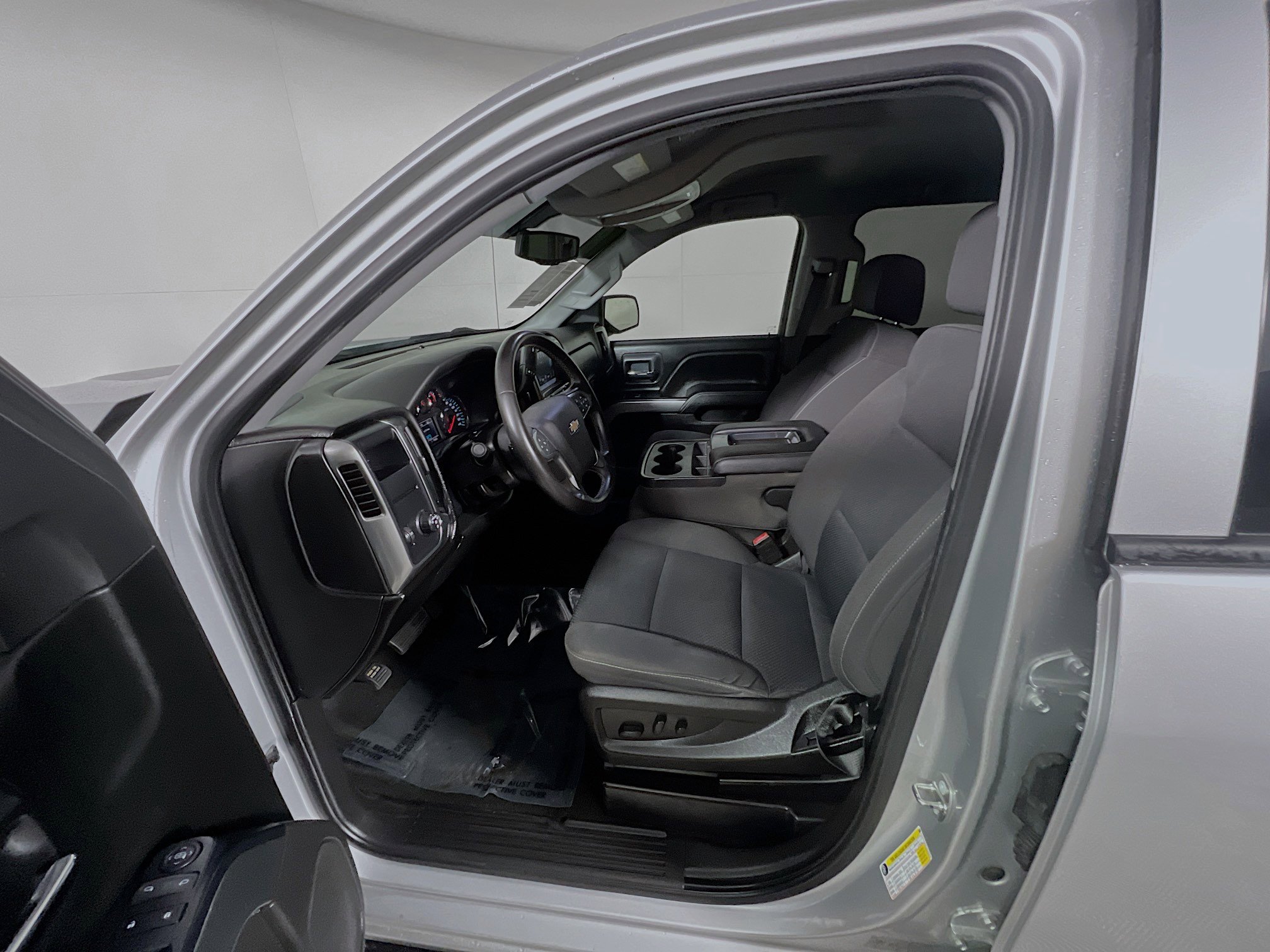 Used 2018 Chevrolet Silverado 1500 LT w/ All Star Edition image 15