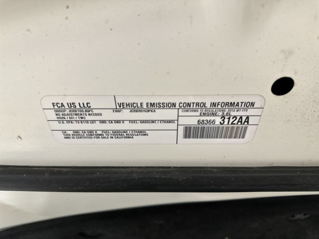 Used 2018 Dodge Journey SXT w/ Connectivity Group FWD image 17