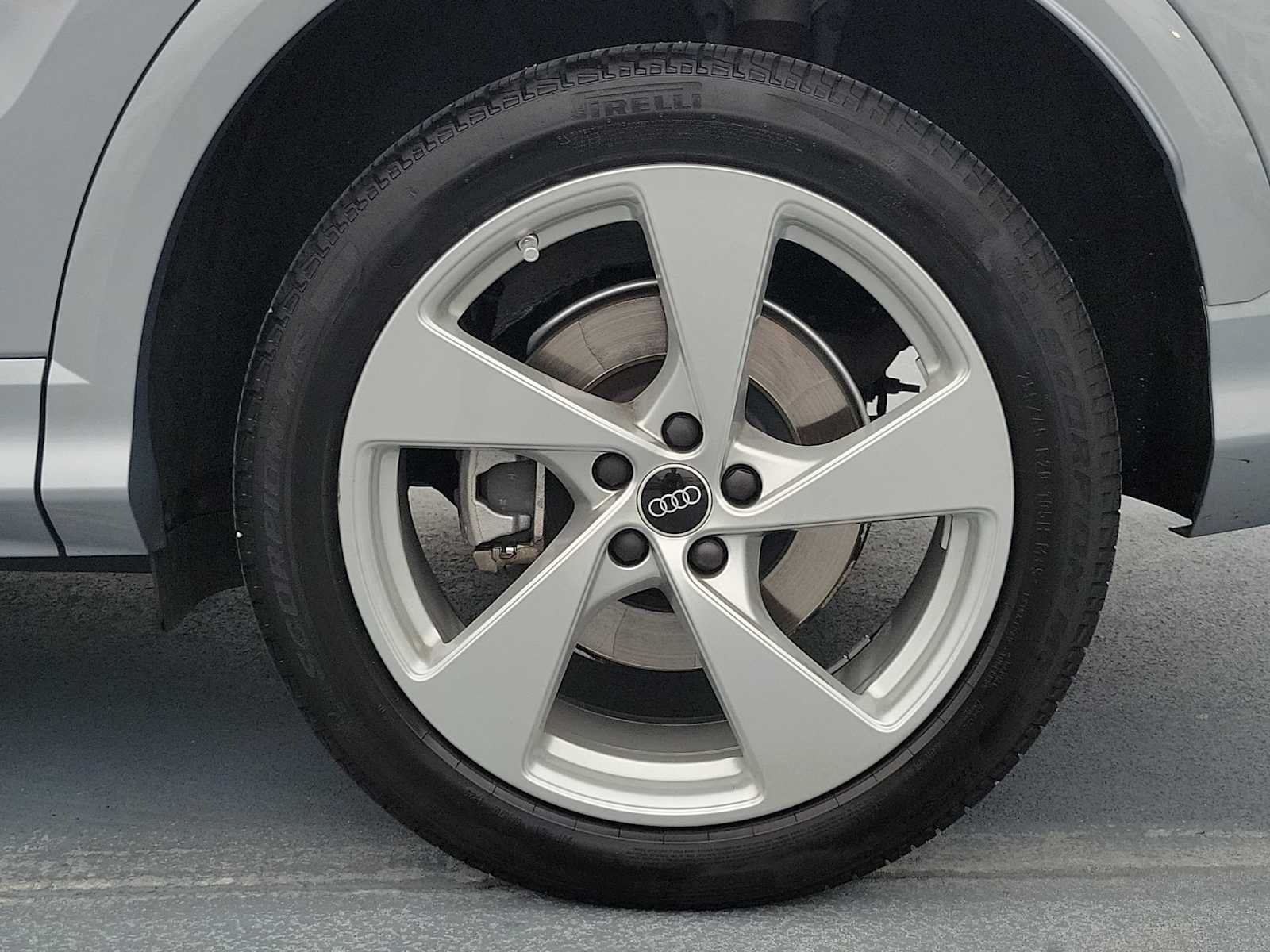 Certified 2025 Audi Q5 Premium Plus AWD/4WD image 12