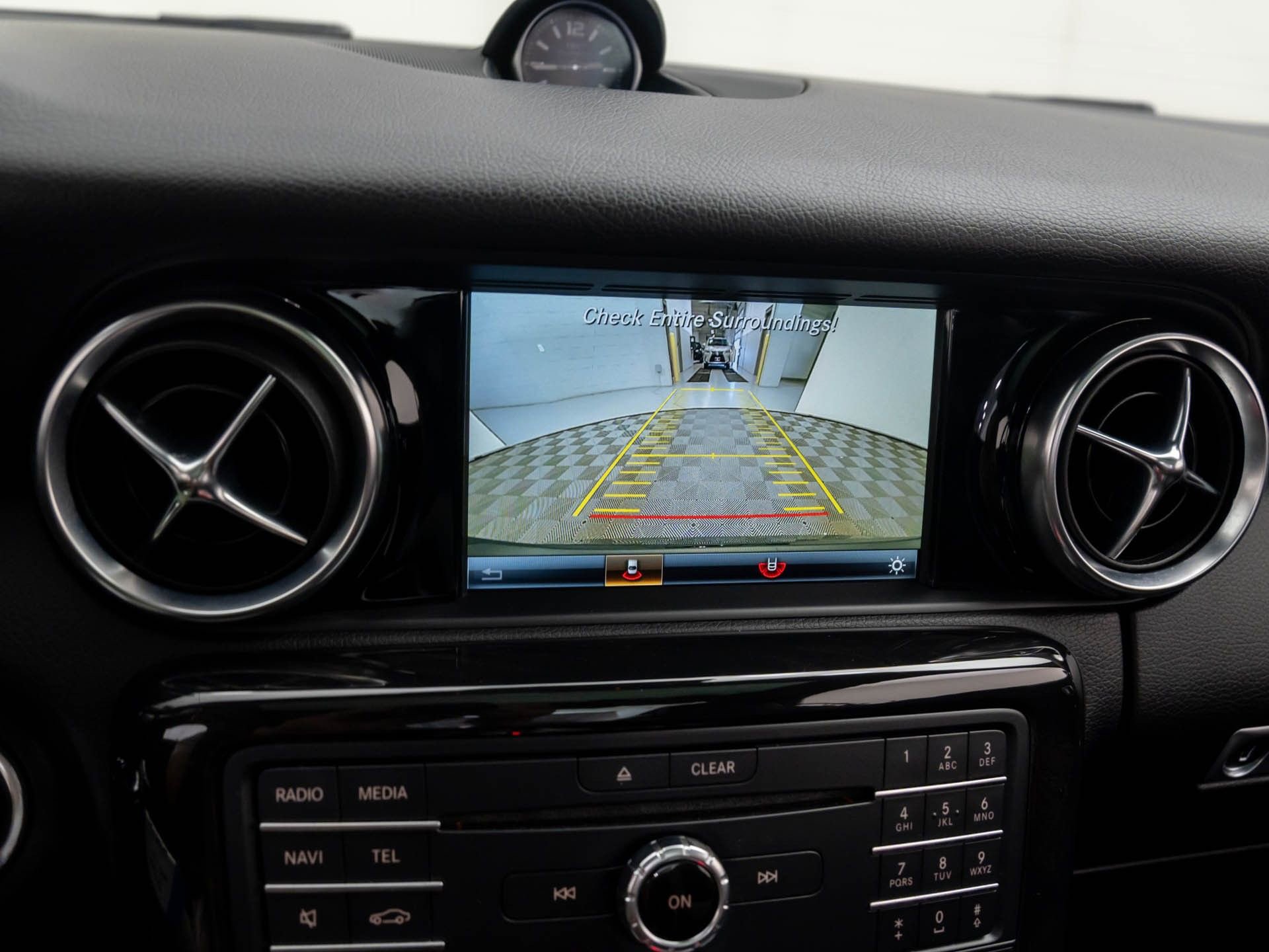 Used 2017 Mercedes-Benz SLC 43 AMG image 21