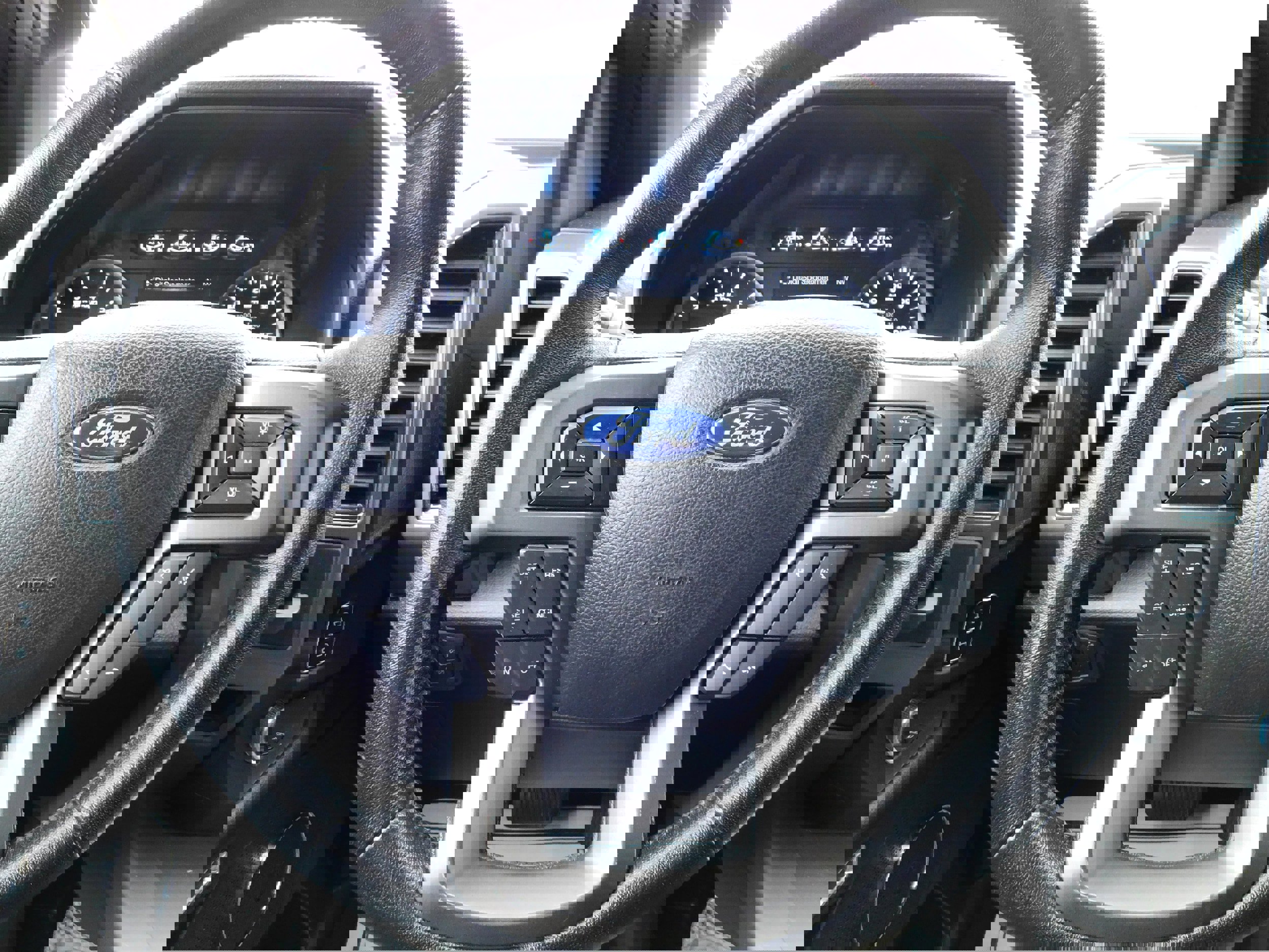 Used 2019 Ford Expedition XLT w/ Equipment Group 201A image 16