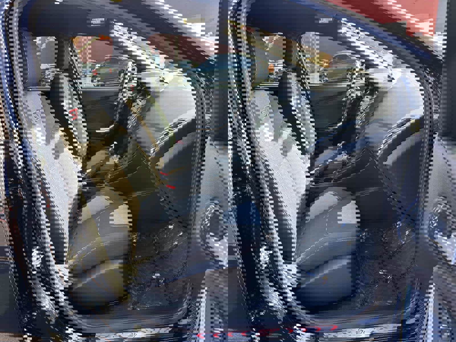 Used 2016 Ford Focus ST image 14