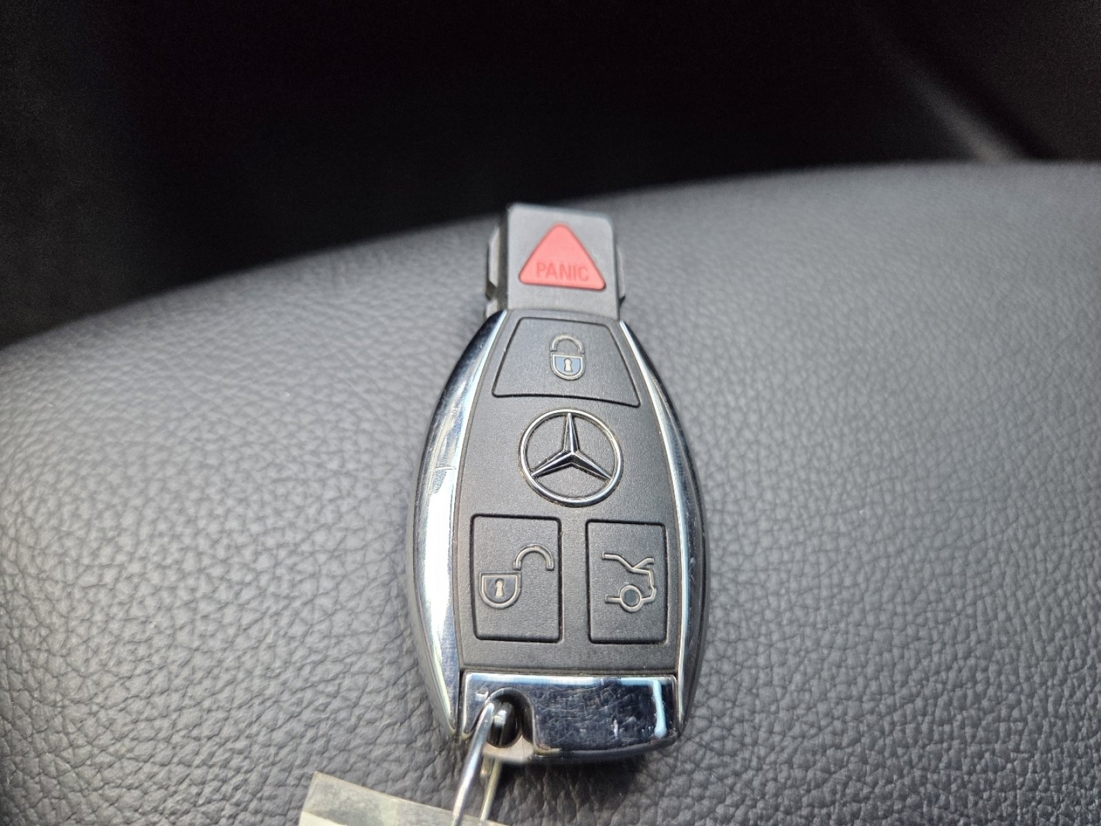 Used 2020 Mercedes-Benz GLA 250 4MATIC image 36