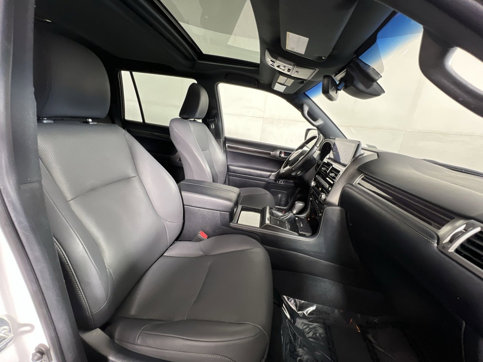 Used 2023 Lexus GX 460 Premium image 28