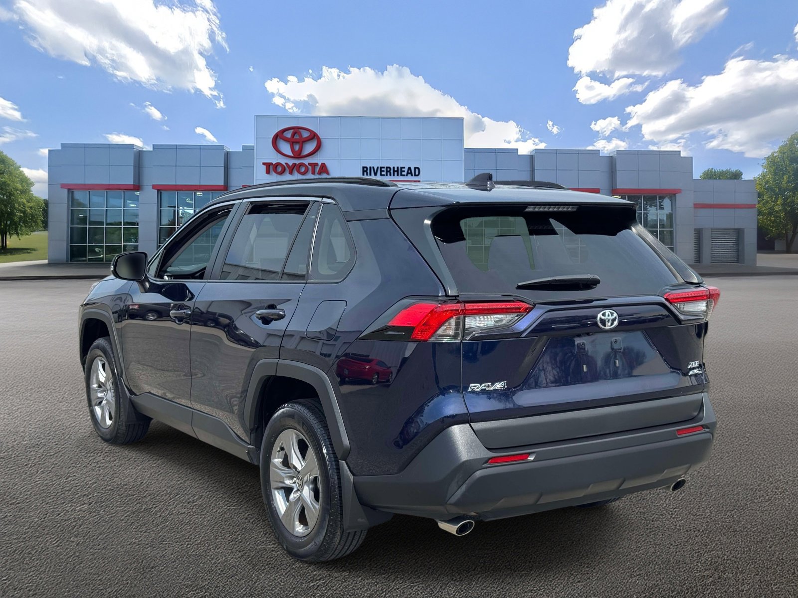 Certified 2024 Toyota RAV4 XLE w/ Convenience Package image 5