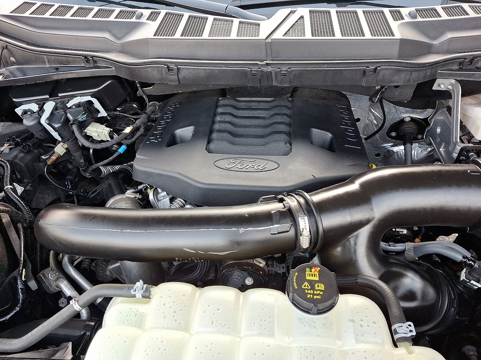 Certified 2023 Ford F150 Lariat w/ Equipment Group 502A High image 29