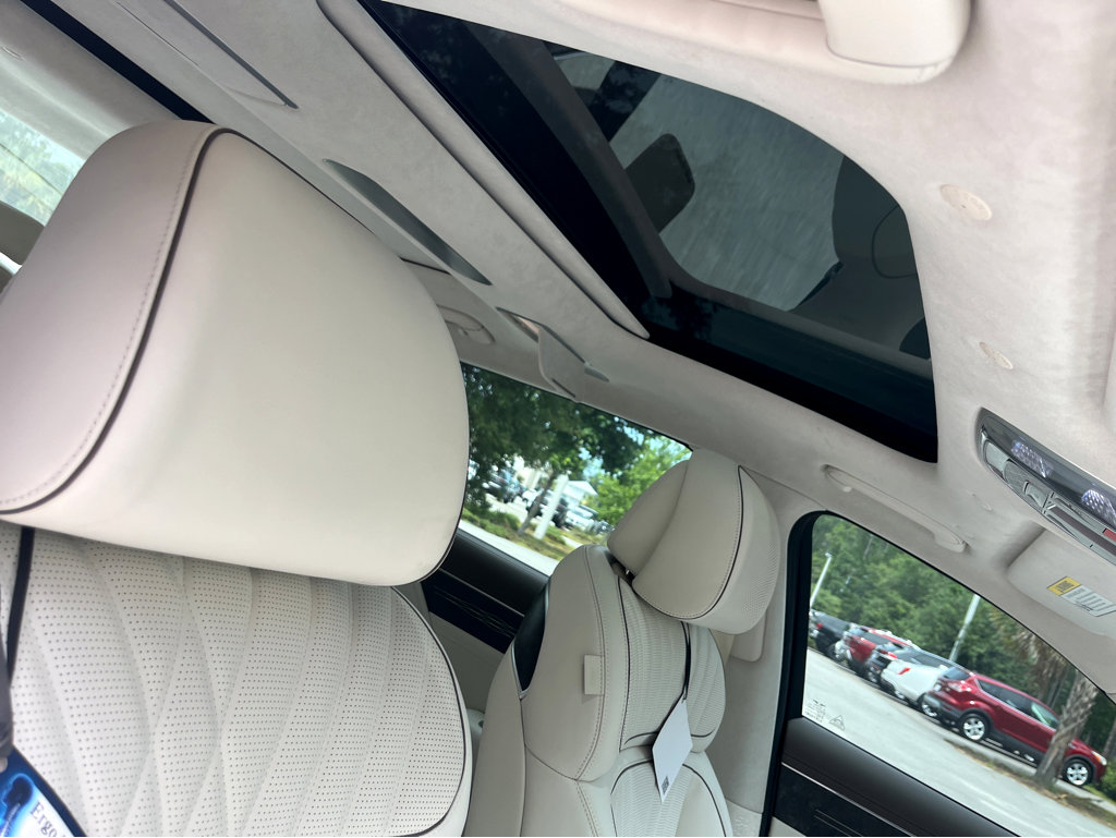 New 2025 Genesis G90 3.5T image 14