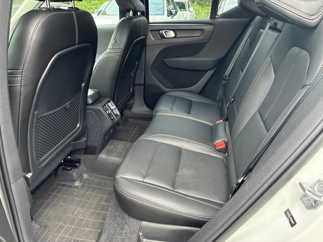 Used 2021 Volvo XC40 T5 Inscription w/ Climate Package AWD/4WD image 11