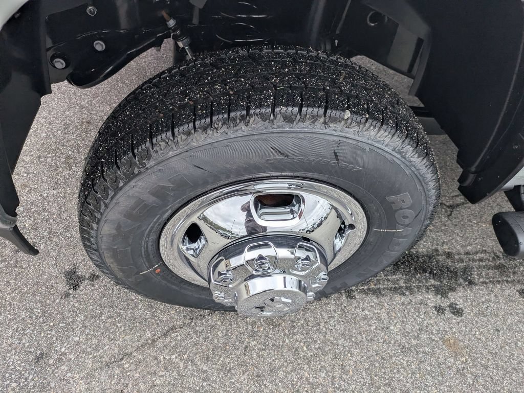 New 2026 RAM 3500 Tradesman AWD/4WD image 9