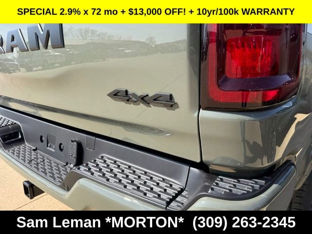 New 2026 RAM 1500 4x4 Crew Cab image 9